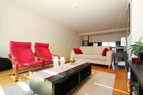 Unparalleled lifestyle in an amazing location Picture 3