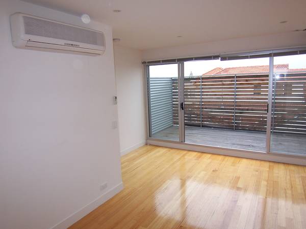 Extra Large!!!! WAREHOUSE LIVING Picture Extra Large!!!! WAREHOUSE LIVING Picture