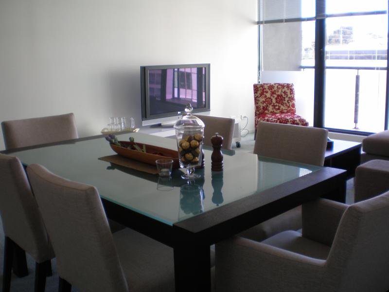 FULLY FURNISHED -
AVAILABLE NOW Picture 1