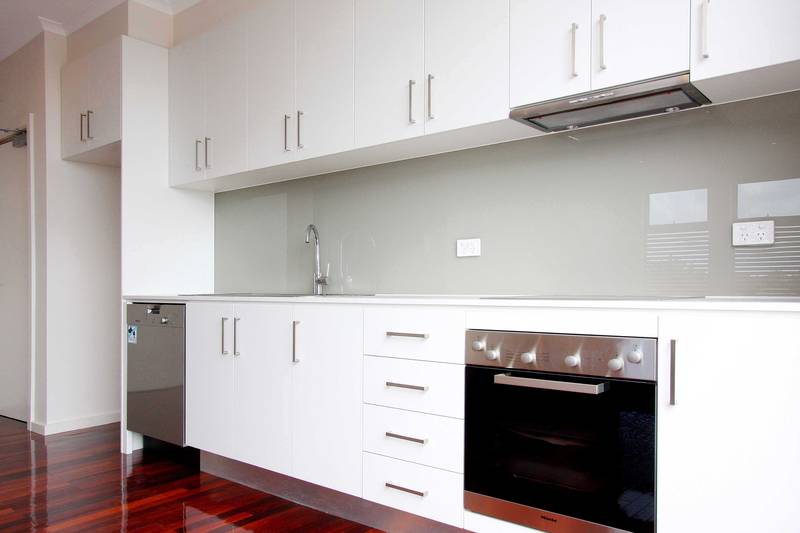 Designer Living with Outstanding Valley Views Picture 3