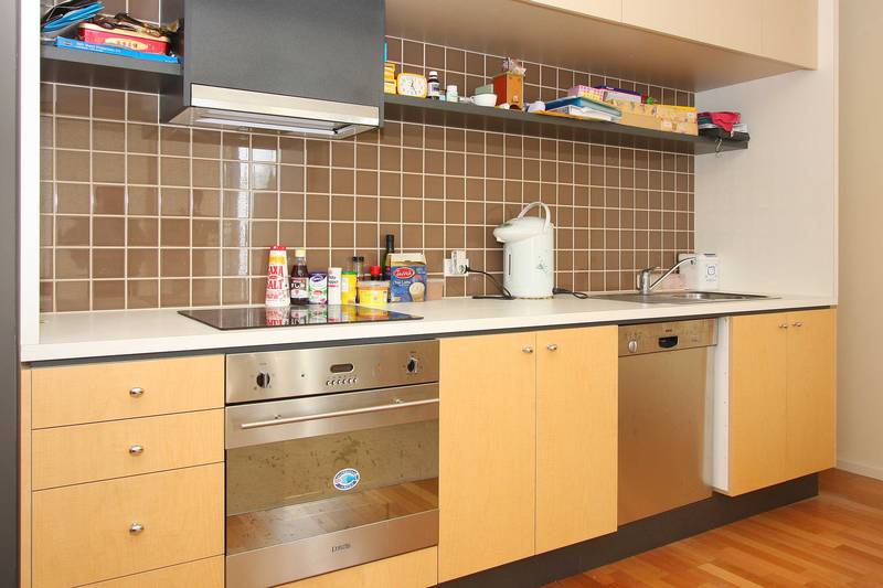 Stylish and Convenient City Living Picture 2