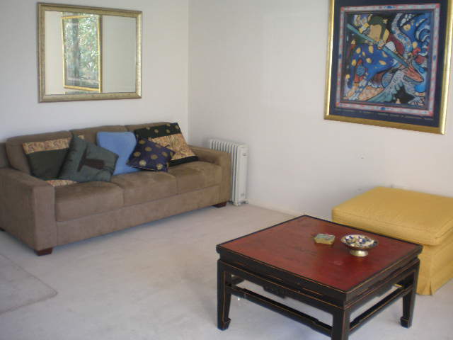 FULLY FURNISHED - AVAILABLE 4TH MARCH Picture 2