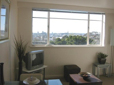 FULLY FURNISHED - AVAILABLE NOW Picture