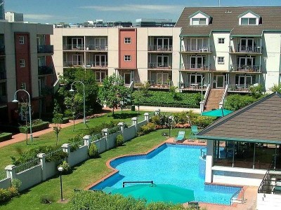 FULLY FURNISHED - AVAILABLE NOW Picture