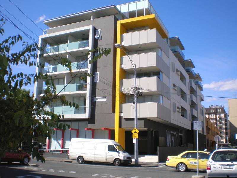 WALK TO UNI OR HOSPITAL Picture