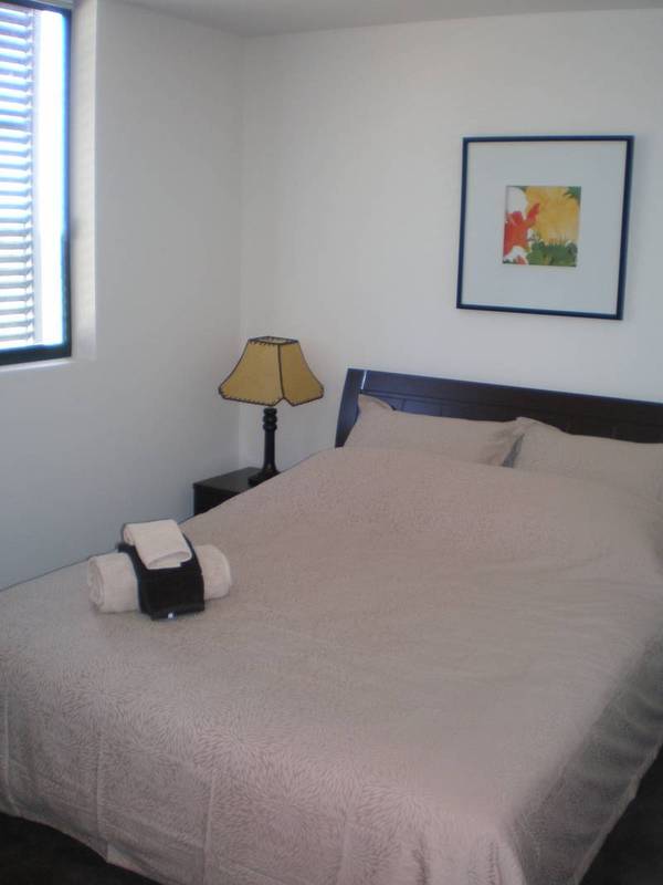 FULLY FURNISHED - AVAILABLE 7TH JANUARY Picture 3