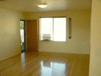 SUPERBLY LOCATED - AVAILABLE NOW - 1 WEEK FREE RENT Picture SUPERBLY LOCATED - AVAILABLE NOW - 1 WEEK FREE RENT Picture