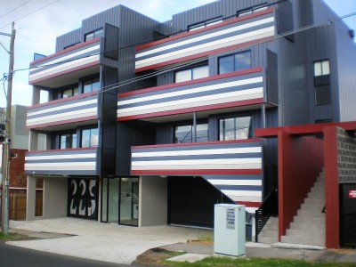 GREAT 2 BEDROOM APARTMENT - WON'T LAST LONG! - AVAILABLE NOW Picture