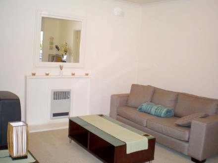 FULLY FURNISHED - AVAILABLE 21ST DECEMBER Picture 3