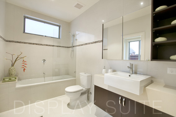 ONLY PAY 10% DEPOSIT NOW - with the balance upon completion!! Picture 2