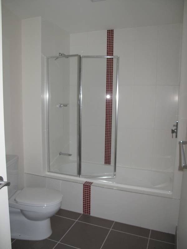 PREMIER PROPERTY IN FOOTSCRAY - AVAILABLE NOW Picture 3