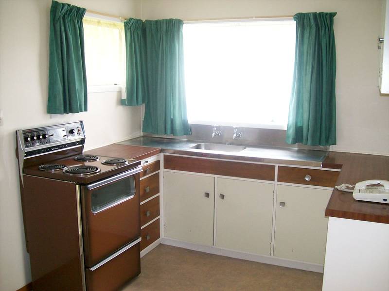 Lovely unit in central Papakura Picture