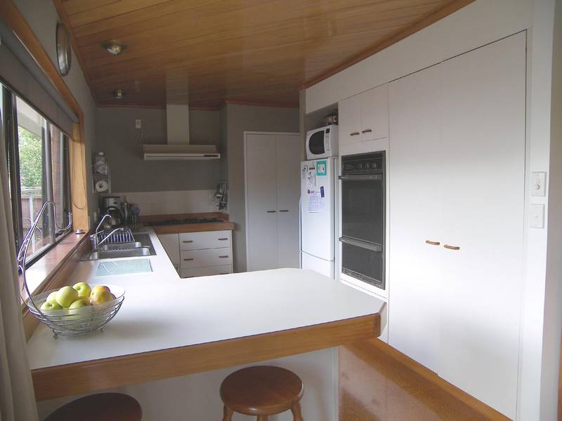 SUPER SPACIOUS - IT'S NOT A DRIVE BY Picture 3