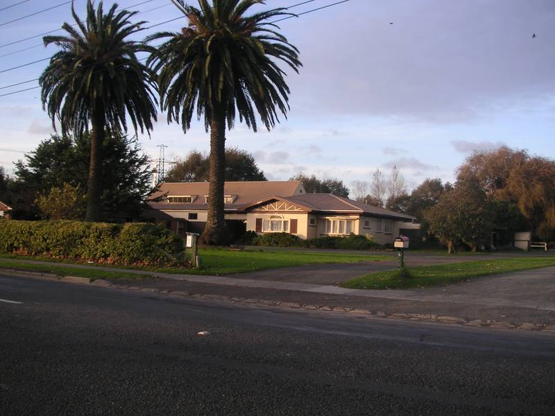 PORCHESTER ROAD, TAKANINI Picture