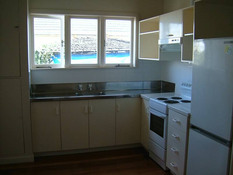 JUTLAND ROAD, MANUREWA Picture