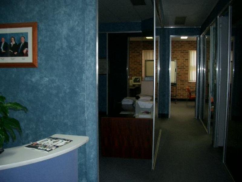 1ST FLOOR OFFICE Picture