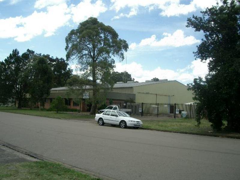 OWNER WANTS QUICK SALE Picture 1