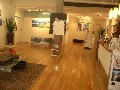 RETAIL/SHOWROOM Picture