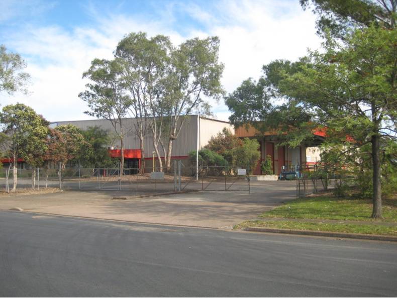 INDUSTRIAL SPACE Picture 3