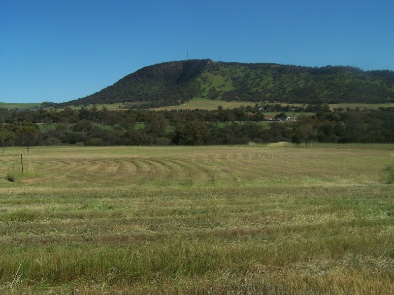 RIVERS & MOUNTAINS Picture 2