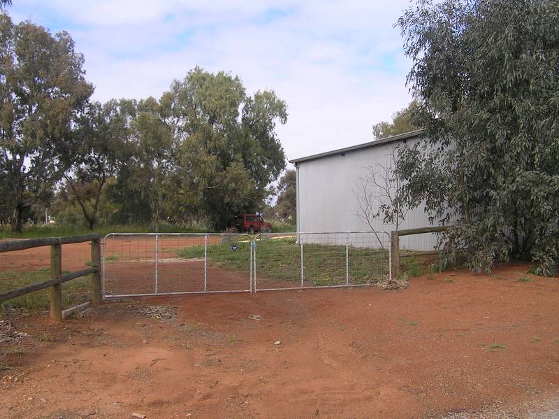 PRIME DEVELOPMENT OPPORTUNITY! Picture 3