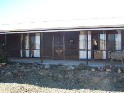 40 Acres , 4 bed Cedar home in serenity! Picture