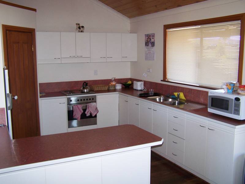 Magnificent 360 Degree Views on 1 Acre Plus Picture 3