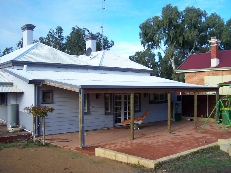 Main St York, 2 Titles, Unlimited Opportunity Picture 3