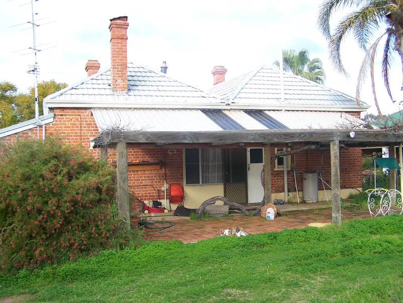 Historic Charm !!! Picture 2