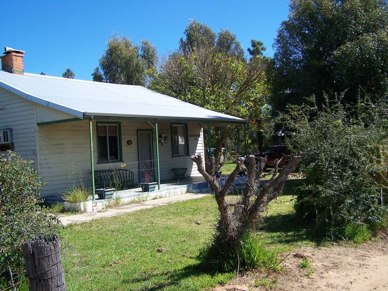 Price Adjustment
Absolute Bargain !!!!!
Cute Cottage Picture 2