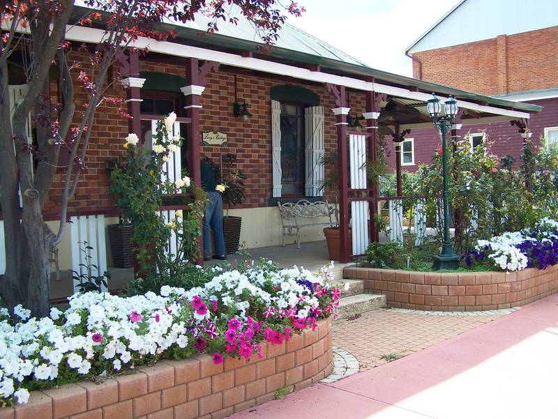 Lucy's Cottage Picture 2