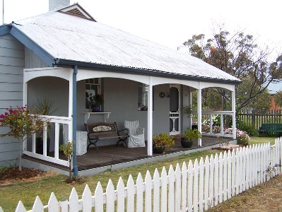 Old Greenhills Post Office Picture