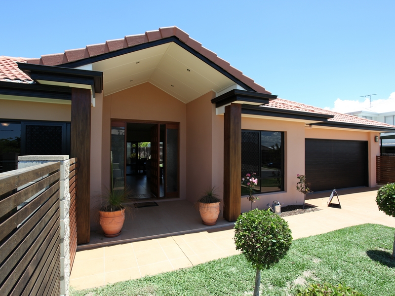 SOLD by Chris Bowmaker - Bowmaker Realty Picture 1