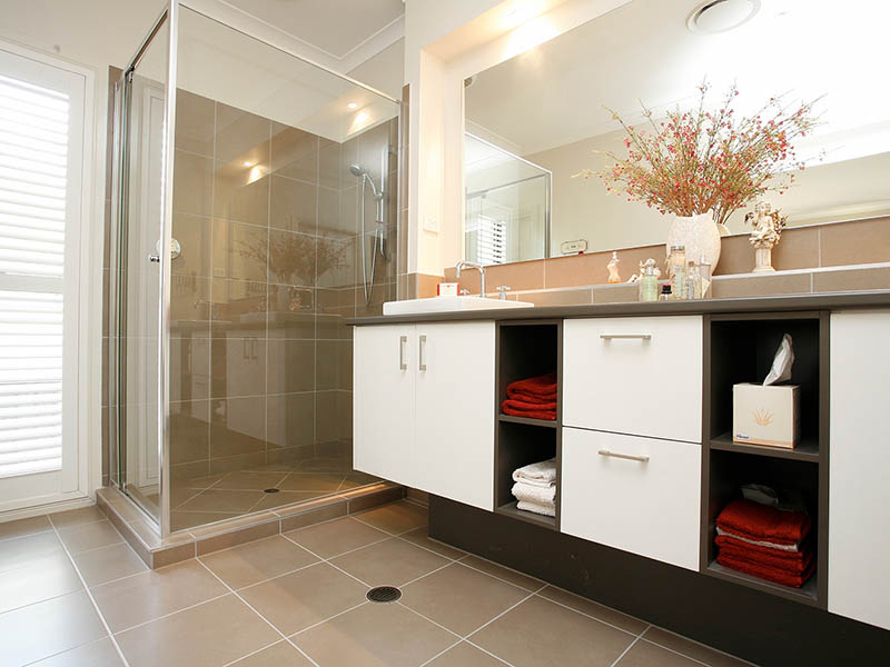 SOLD by Chris Bowmaker - Bowmaker Realty Picture 3