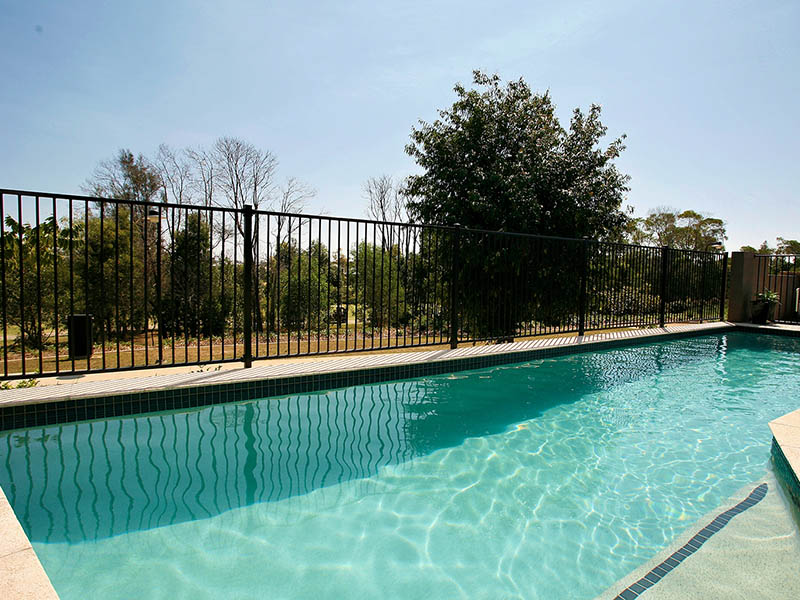 A Stunning Individual Designer Home! Picture 2