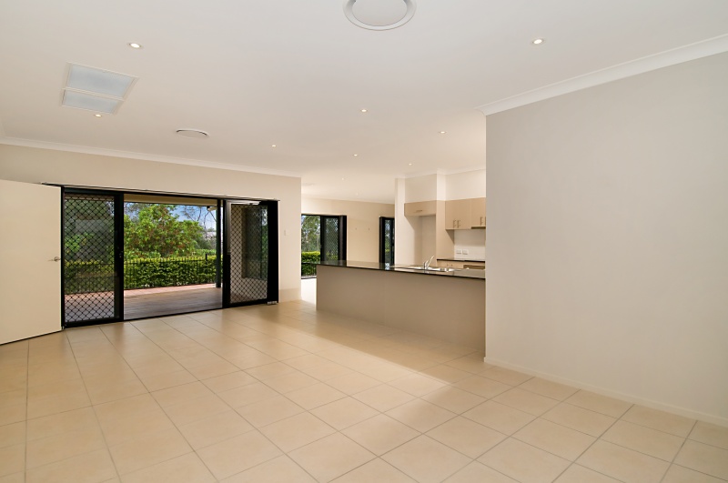 Boasting Golf Course Views - Wraparound Verandah Picture 3
