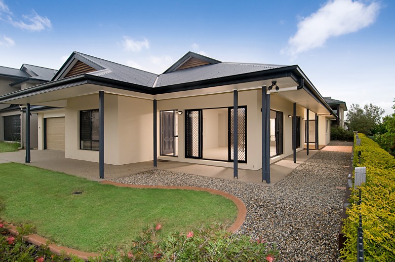 Boasting Golf Course Views - Wraparound Verandah Picture 1