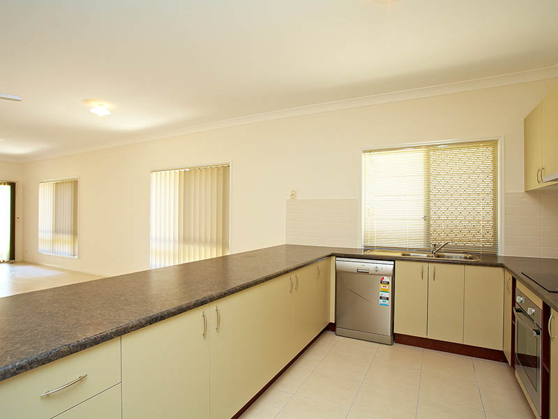 Near New - Immaculate Home Picture 2