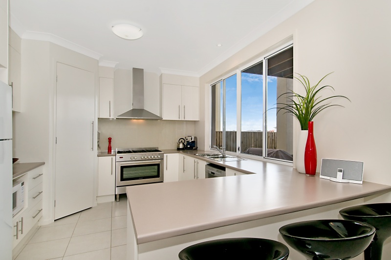 Simply a Showpiece Picture 2