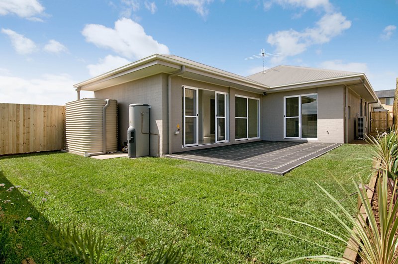 Brand New and Up-spec'd - Ducted Air, Stone Benches ... Picture 2