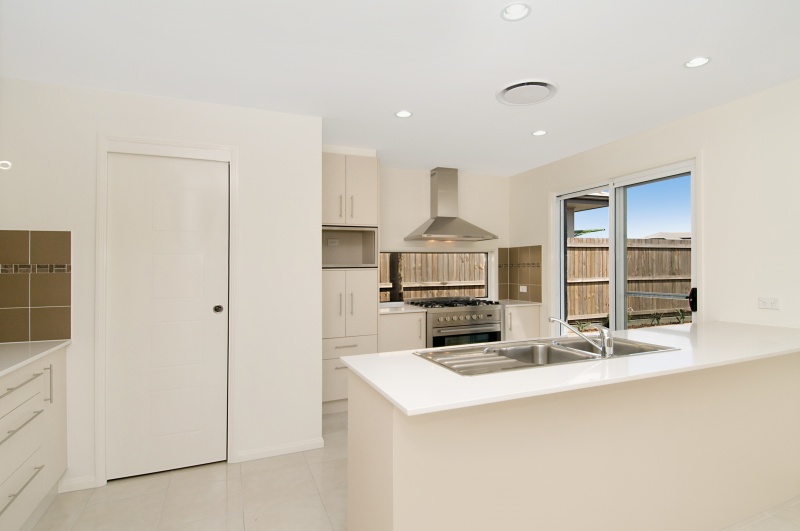 Brand New and Up-spec'd - Ducted Air, Stone Benches ... Picture 3