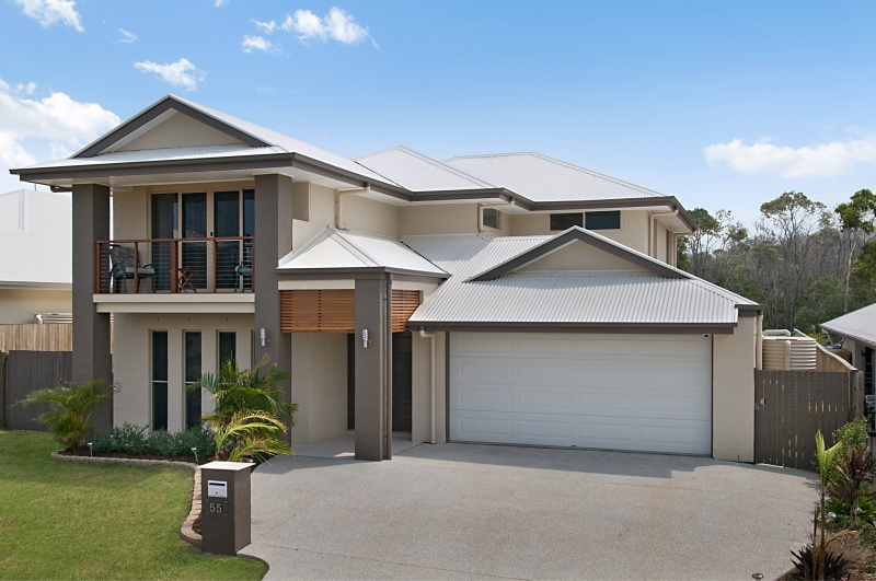 Pool, Side Access, Parkland, 5 Bedrooms!...... Picture 1