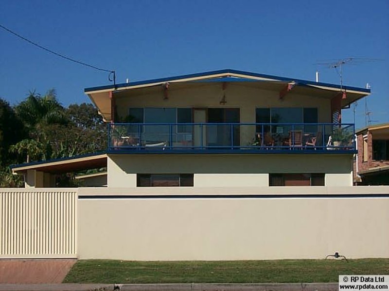 Water Enthusiasts please - If you love water, you'll love this Waterfront Property!! Picture 3