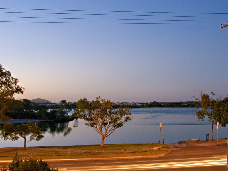 Water Enthusiasts please - If you love water, you'll love this Waterfront Property!! Picture 2