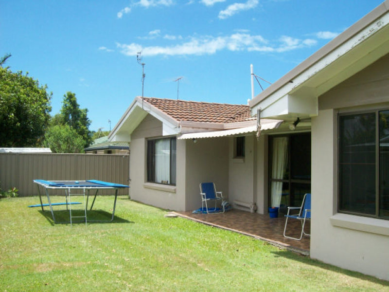 FANTASTIC FAMILY HOME! Picture