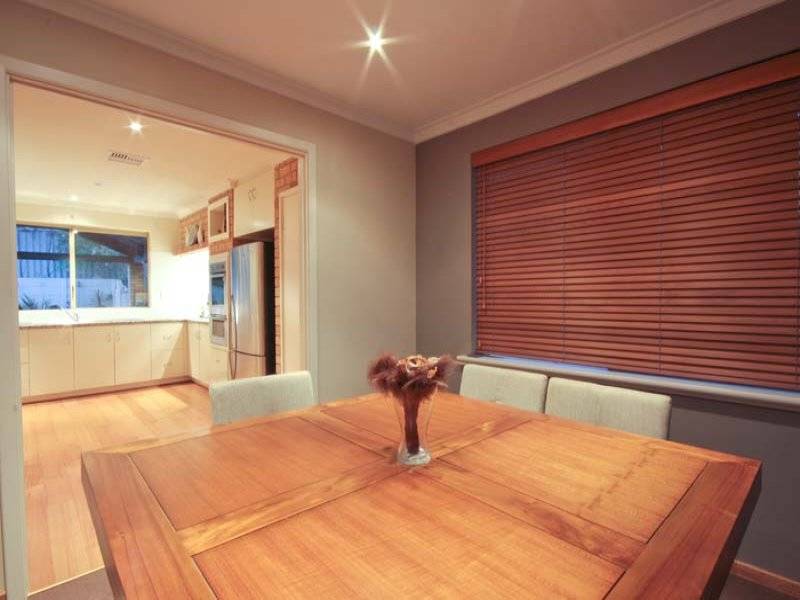 A SOLID FAMILY HOME Picture 3