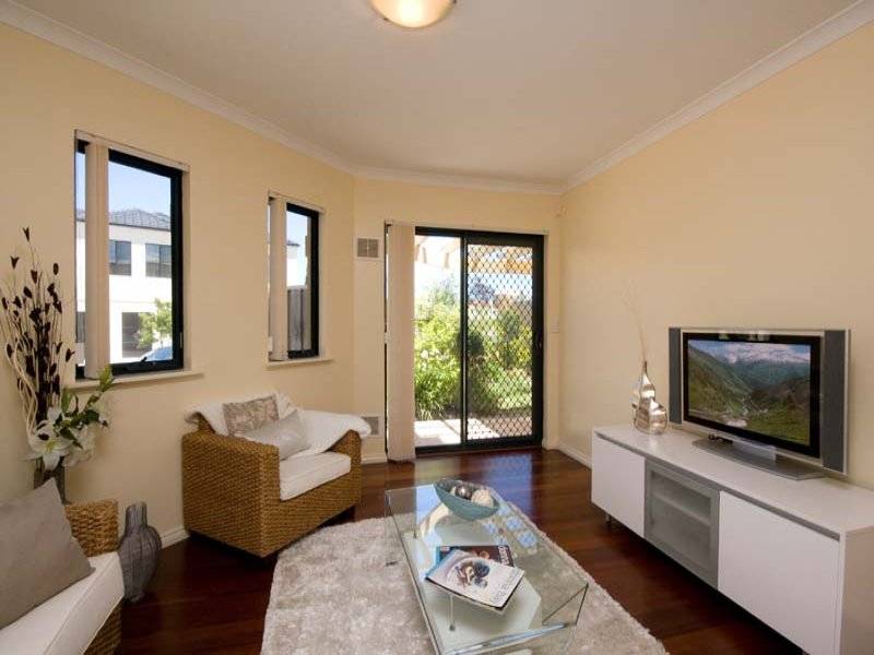 GREAT LOCATION Picture 3