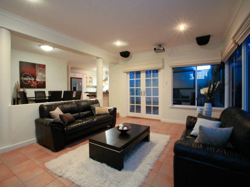 HUGE PRICE REDUCTION Picture 2