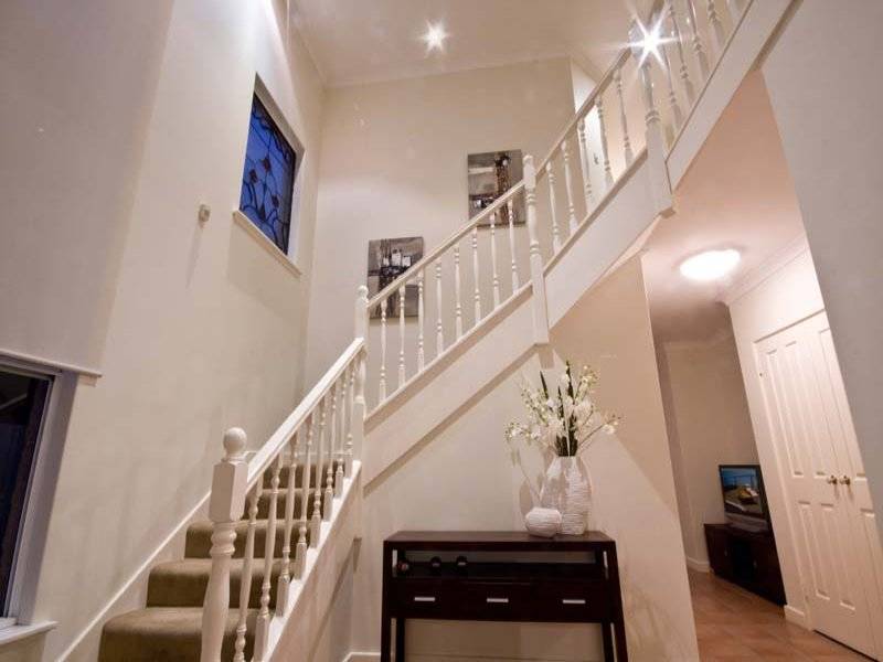 HUGE PRICE REDUCTION Picture 3