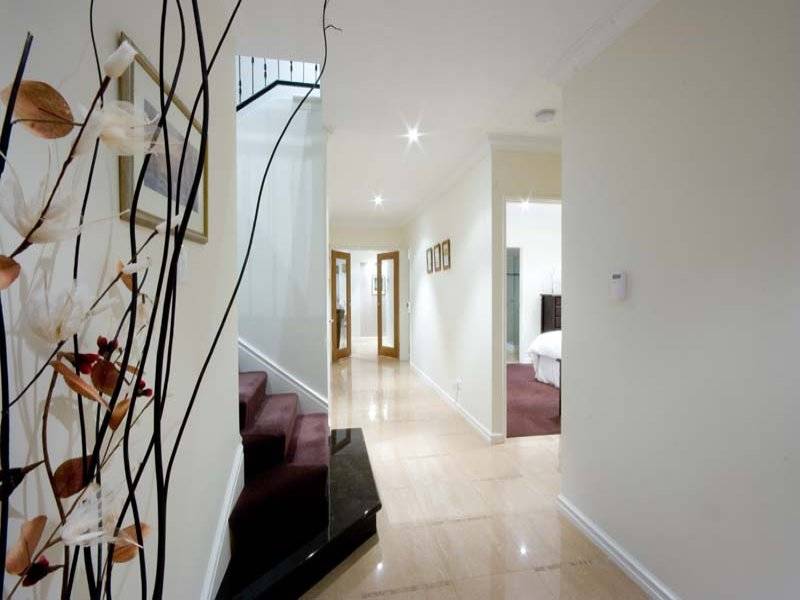 PREMIUM CLASS HOME Picture 2